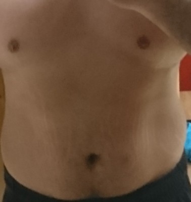 Kleine tip: als je aan mijn (super gevoelige tepels) likt, heb je zowat alle controle over me, vooral als je goed met je tong bent, dat is mijn zwakkle punt , dus wees niet verlegen bij mij.......xxx Manolo