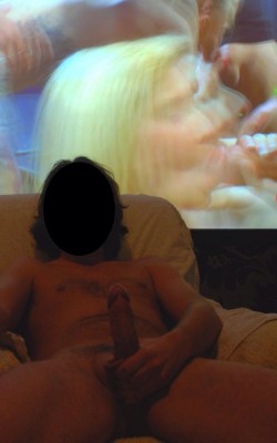 Genomen bij mij thuis, geposeerd tijdens het kijken naar een extreem geile film met een leuke vriendin